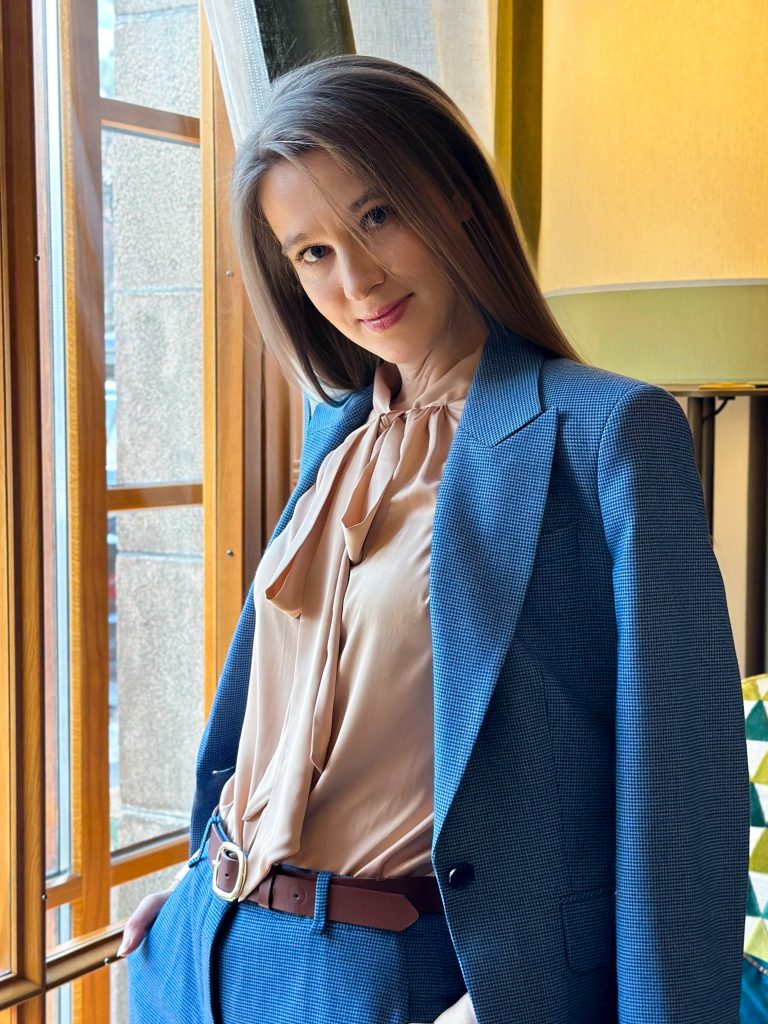 Стилист - имиджмейкер Мария Якушева